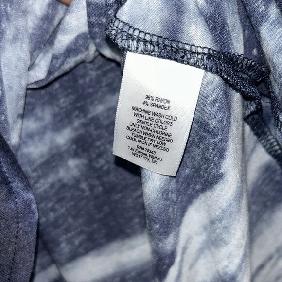 Cynthia Rowley Blue Tye Dye Stretchy Long sleeve Top(Size Medium) - Picture 5 of 6